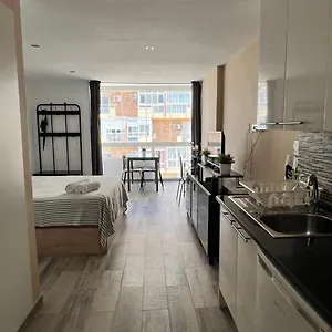  Apartamento Vista A La Playa, Cerca Del Centro Con Piscina